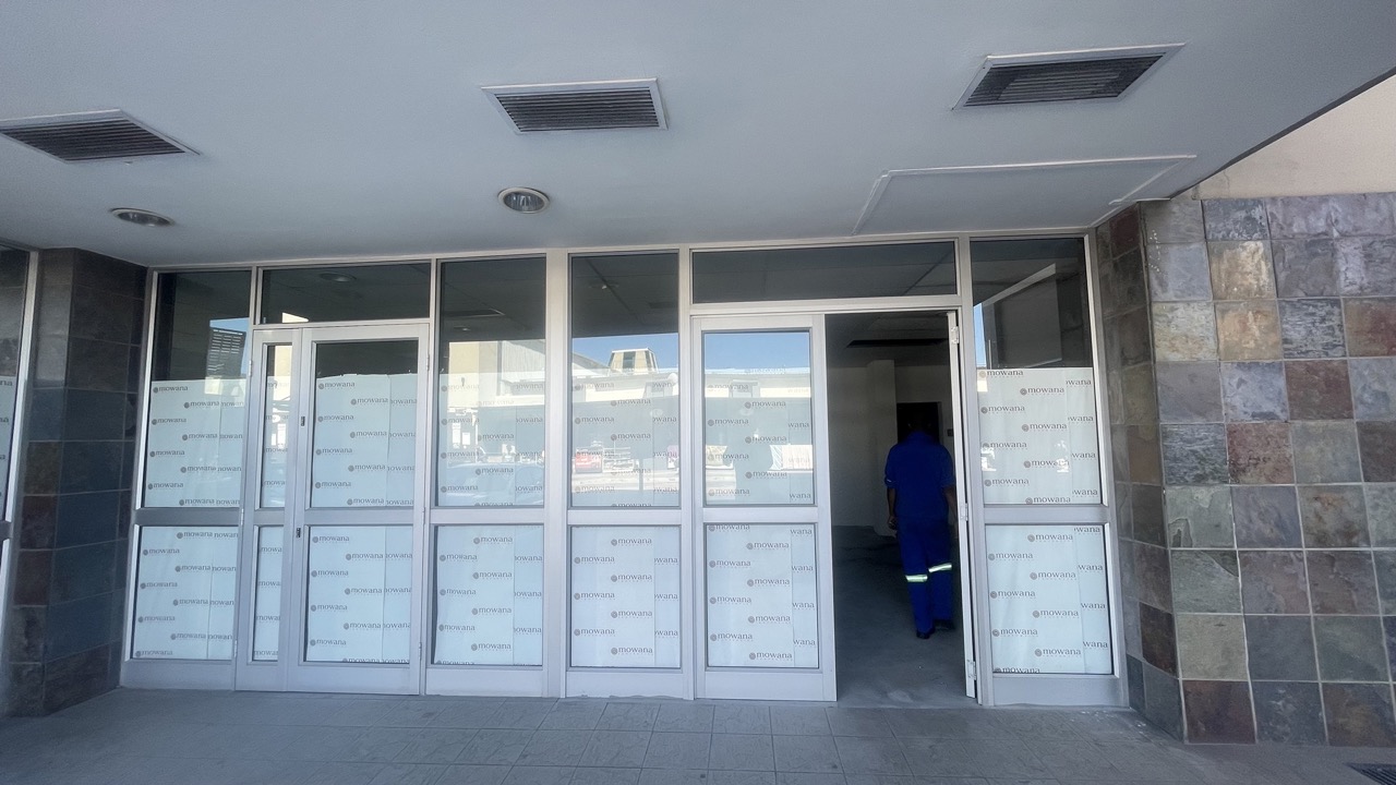 To Let commercial Property for Rent in Athlone Western Cape